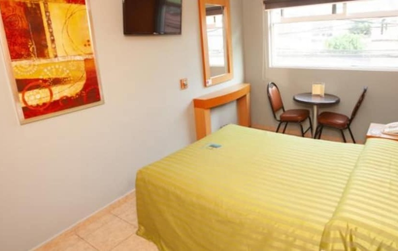 スタンダードルーム, Lira Solo Adultos