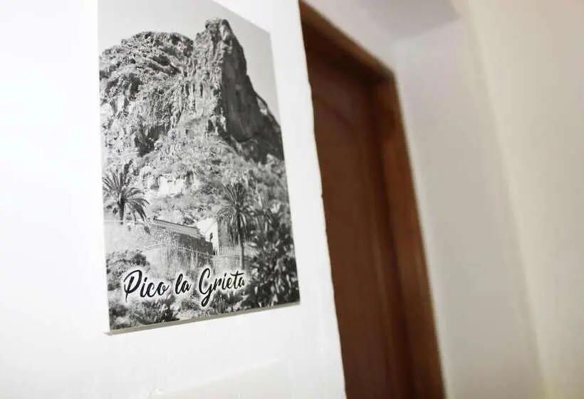 バス共有のスタンダードルーム, El Hostal Del Cubo