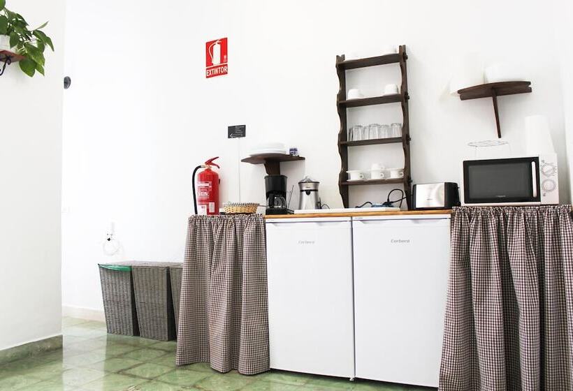 اتاق استاندارد با سرویس بهداشتی مشترک, El Hostal Del Cubo