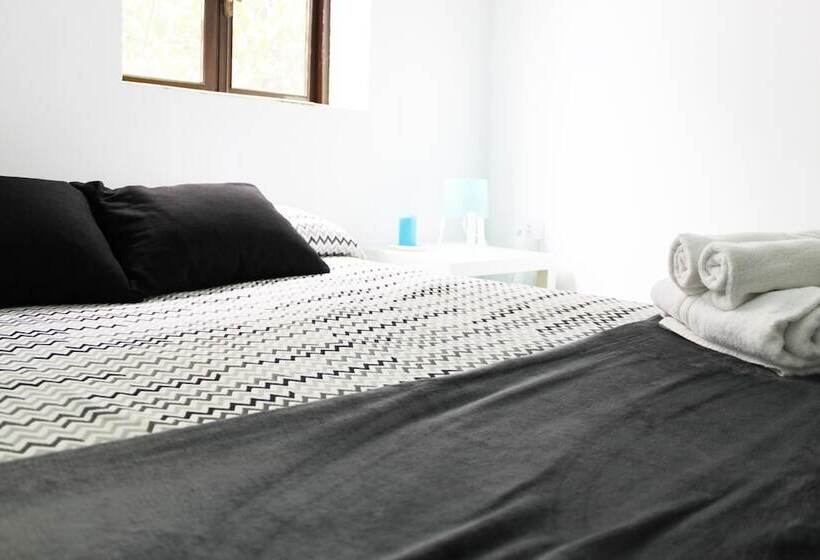 バス共有のスタンダードルーム, El Hostal Del Cubo