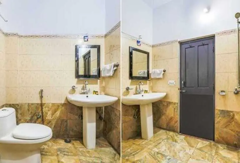 デラックスルーム, Fabhotel Pramila Inn