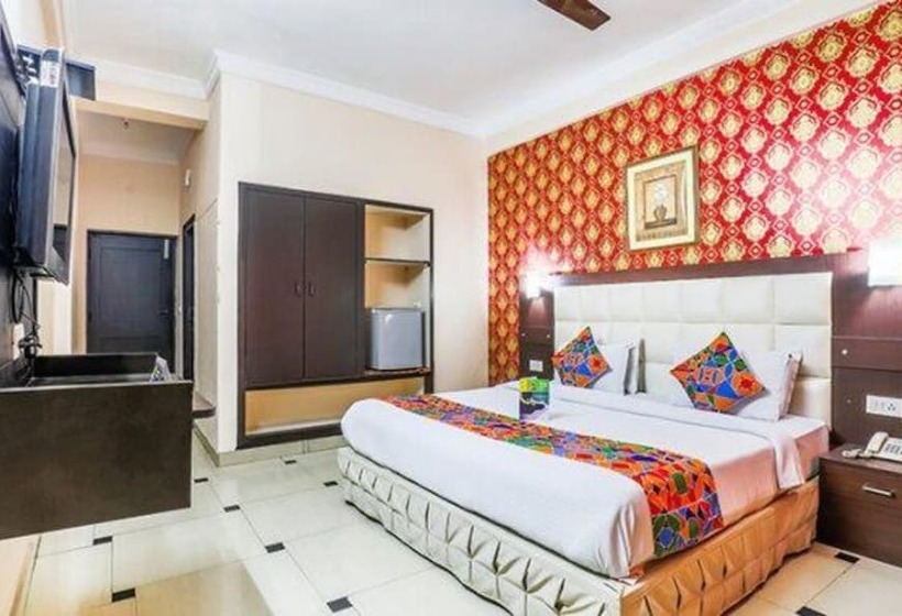 חדר דלוקס, Fabhotel Pramila Inn