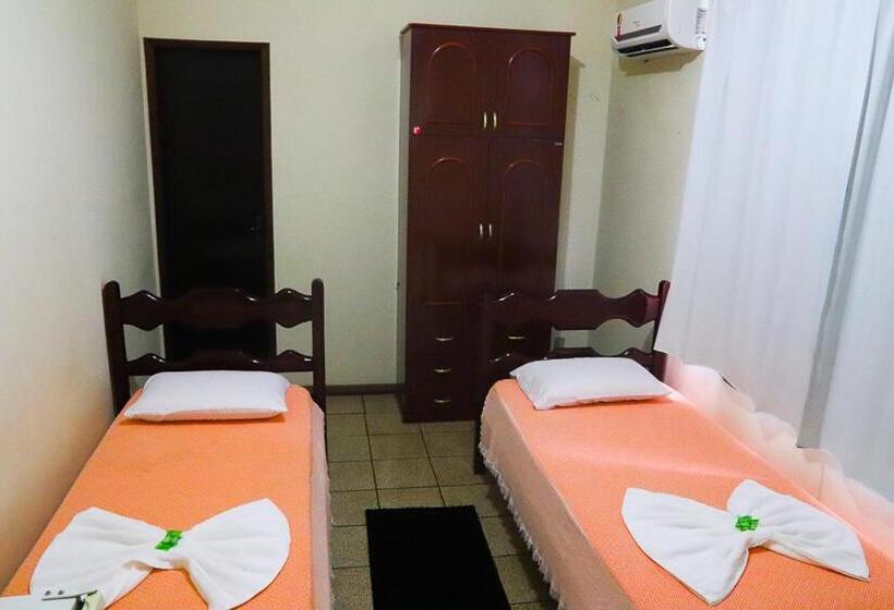 Номер Стандарт, Plaza Ferreira