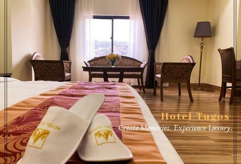 سوییت جونیور, Tugos