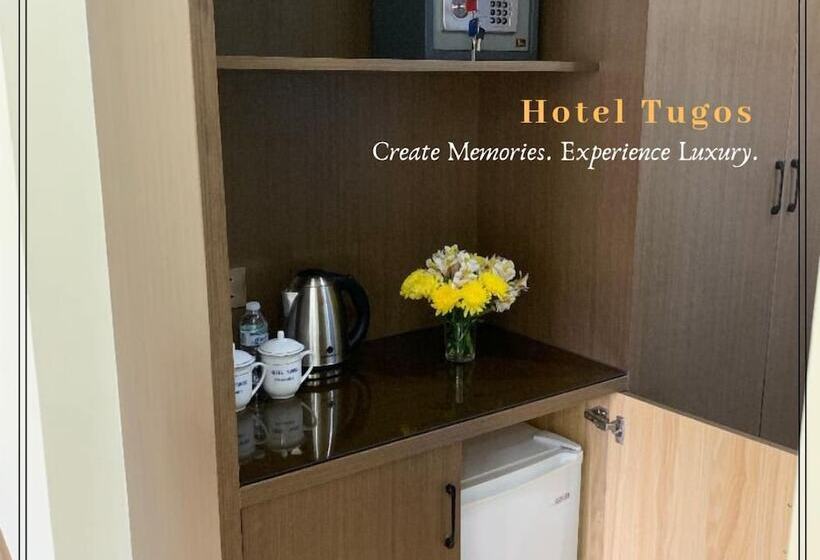 اتاق خانوادگی, Tugos