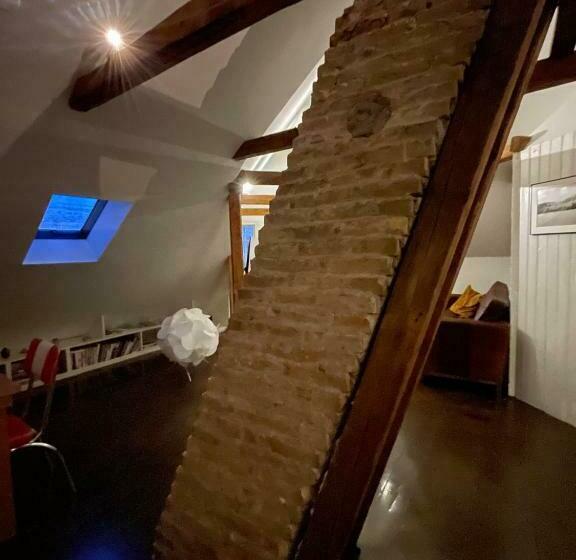 اتاق استاندارد, Hoepfner And Tulinius Historical Houses