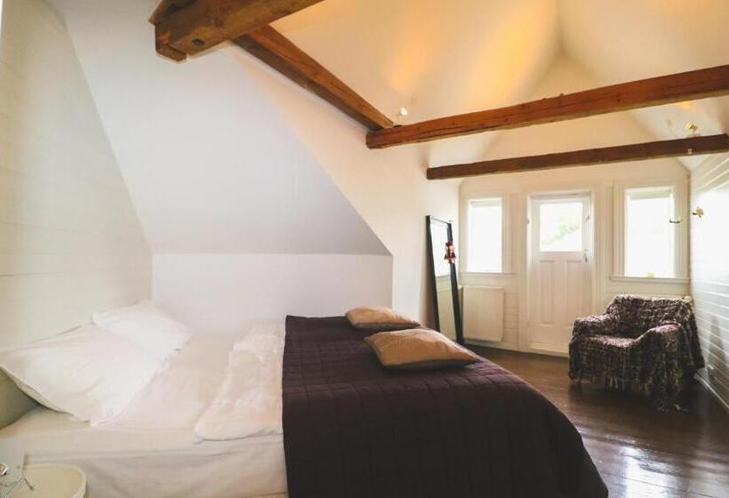 اتاق استاندارد, Hoepfner And Tulinius Historical Houses