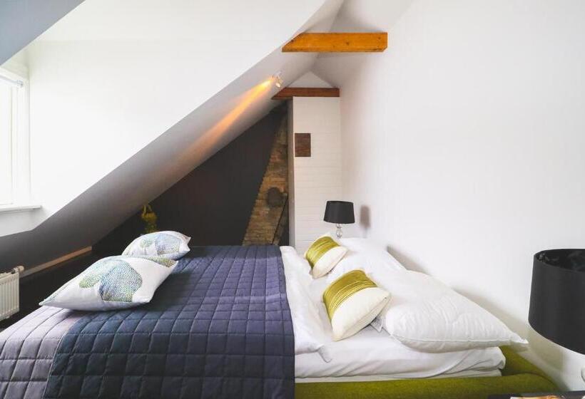 اتاق استاندارد, Hoepfner And Tulinius Historical Houses