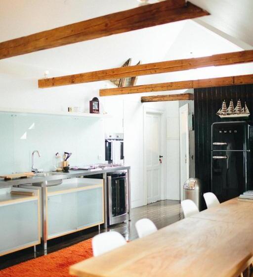 اتاق استاندارد, Hoepfner And Tulinius Historical Houses