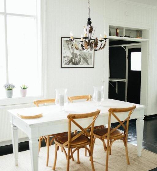 آپارتمان 2 خوابه, Hoepfner And Tulinius Historical Houses