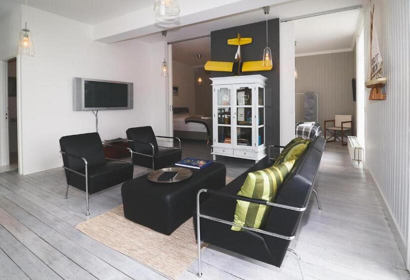 آپارتمان 1 خوابه همکف, Hoepfner And Tulinius Historical Houses