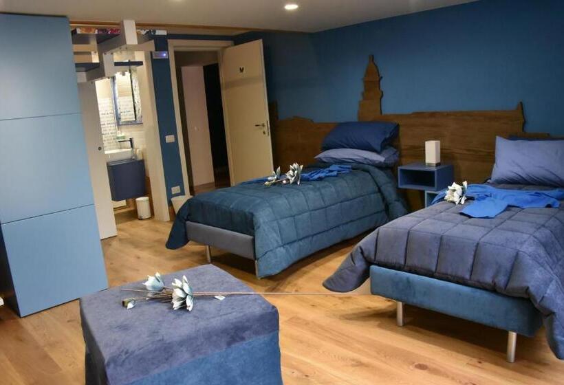 带阳台的豪华间, Oppip