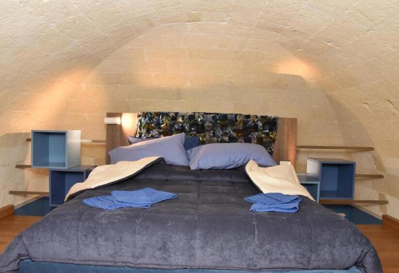 带阳台的豪华间, Oppip