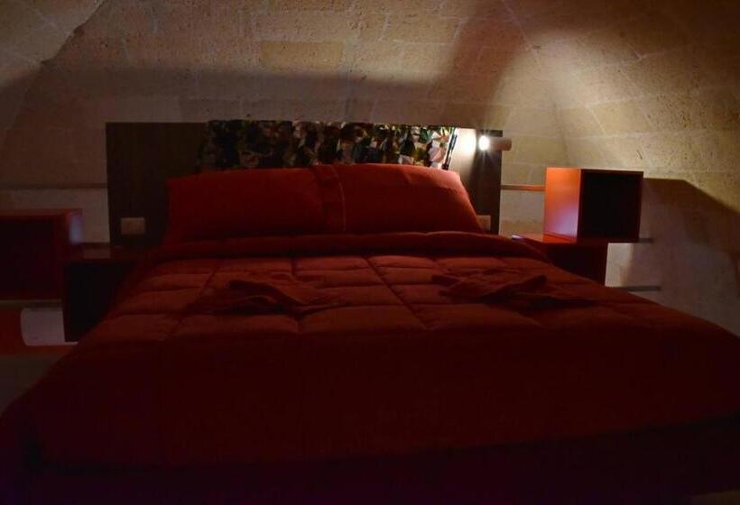 带阳台的豪华间, Oppip