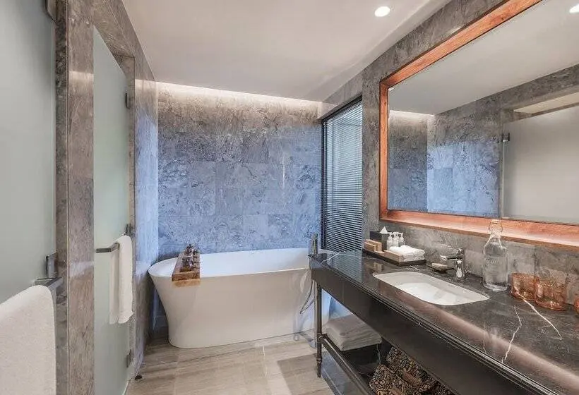 Junior Suite, Gran Melia Arusha