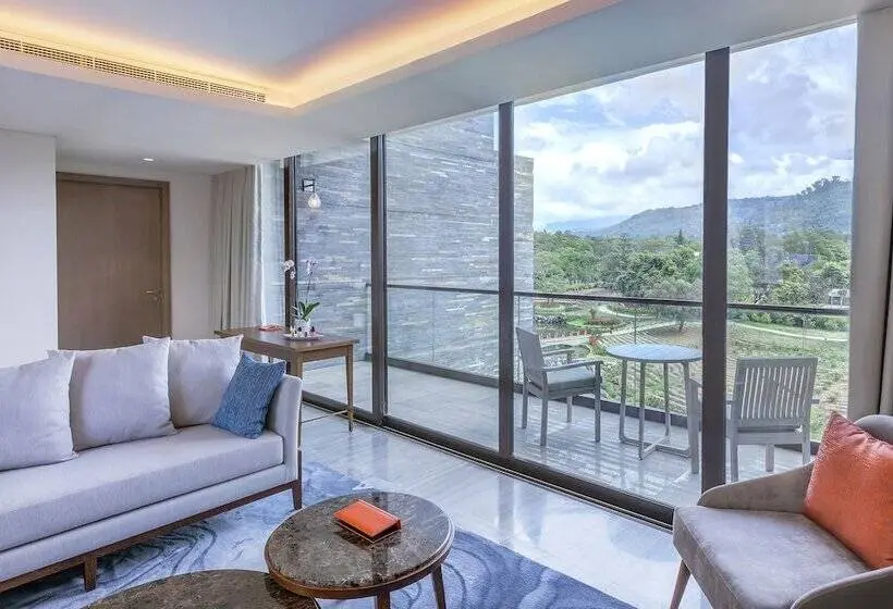 Junior Suite, Gran Melia Arusha