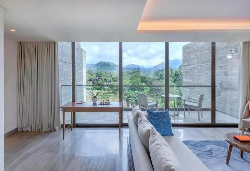Junior Suite, Gran Melia Arusha