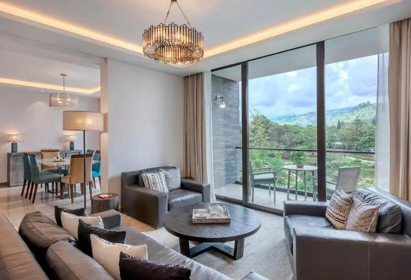 Suite Présidentielle 2 Chambres, Gran Melia Arusha