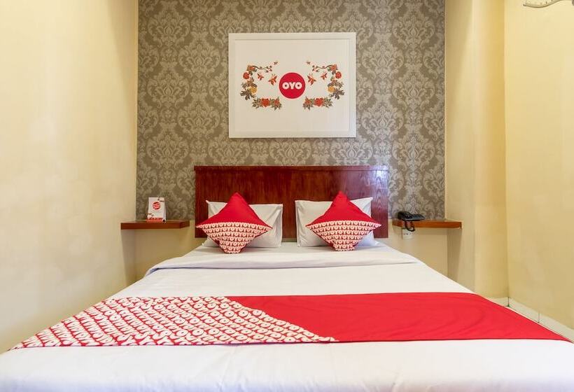 اتاق لوکس, Capital O 615 Residence Puri Hotel Syariah