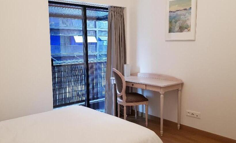 شقة غرفة واحدة, Médicis Home Strasbourg
