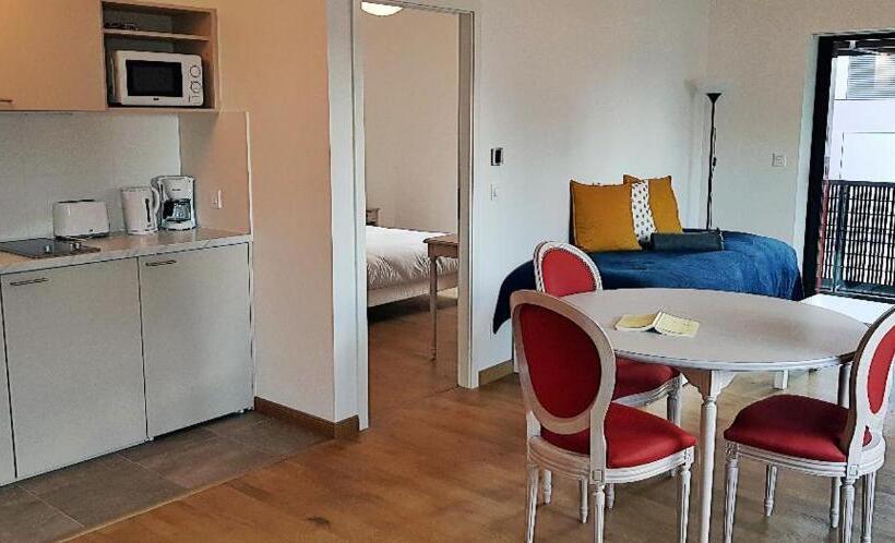 غرفة قياسية رباعية, Médicis Home Strasbourg