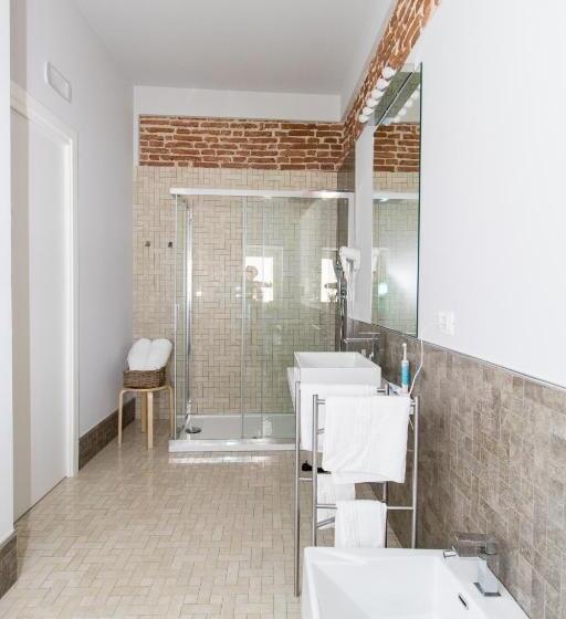 スタンダードルーム, Le Suite