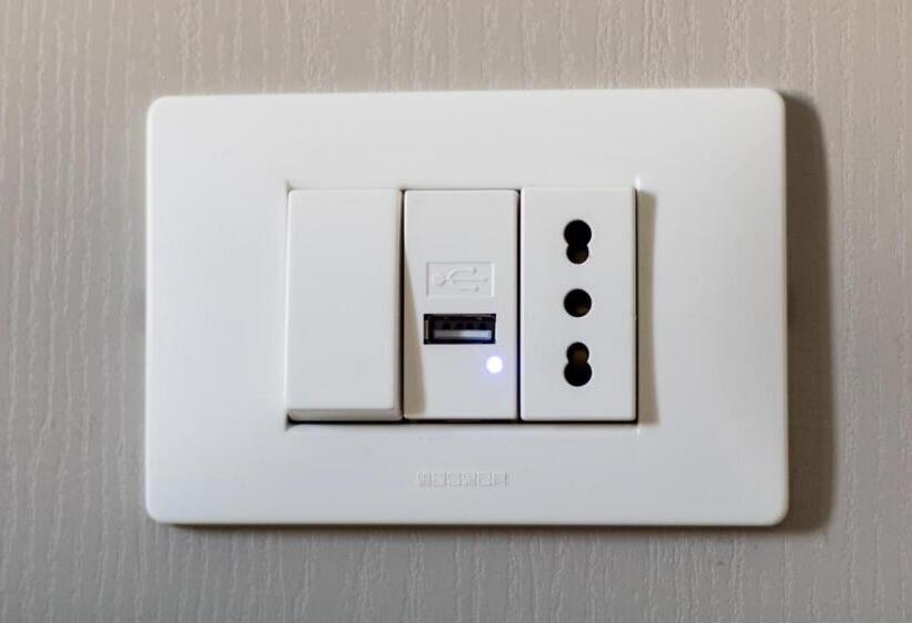 キングサイズベッドのスーペリアルーム, Le Suite