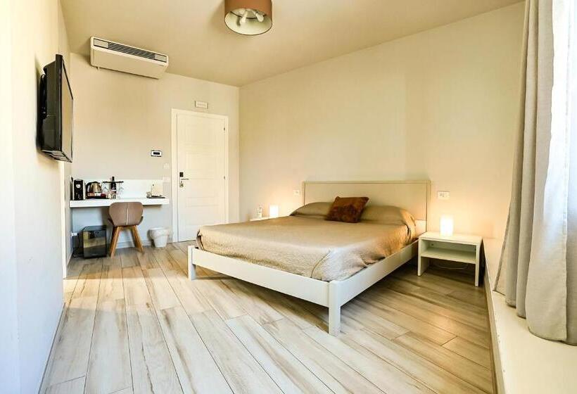 Номер Deluxe, Le Suite