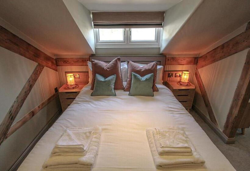 غرفة عائلية, The Pooley Bridge Inn