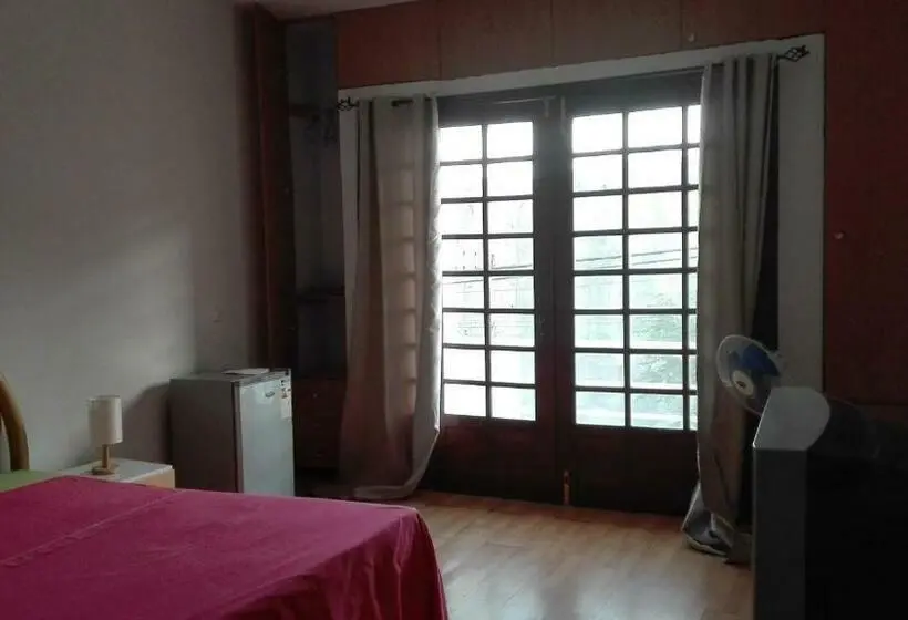 سوئیت با بالکن, House Cidadela