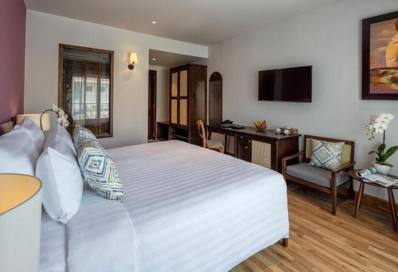 اتاق لوکس با تخت بزرگ, Salmalia Boutique Hotel & Spa