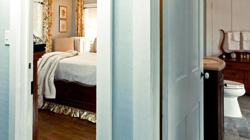 标准间, Lamberson Guest House