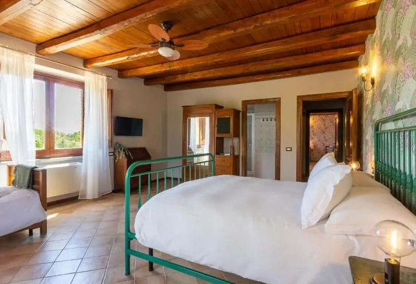 デラックストリプルルーム, Casale Verdeluna Wine Resort