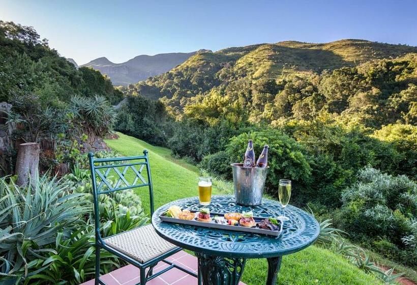 סוויטה, Cavern Resort & Spa