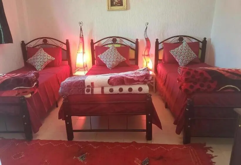 اتاق استاندارد سه نفره, Dar El Idrissi
