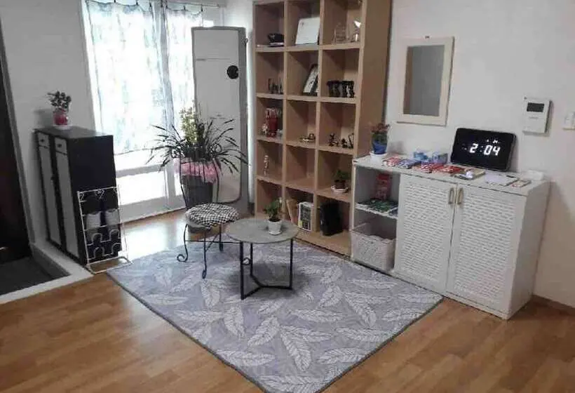 ルームシェアのワンベッド, Gwangju Songjeong Station Guesthouse Hostel