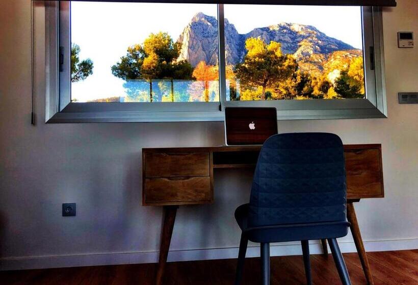 סוויטה, Nature Suites Puig Campana