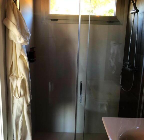 غرفة قياسية, Nature Suites Puig Campana