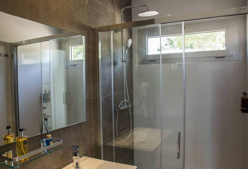 Люкс с Террасой, Nature Suites Puig Campana