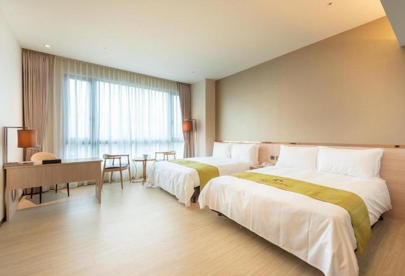 اتاق استاندارد چهار تخته, Rice Resort