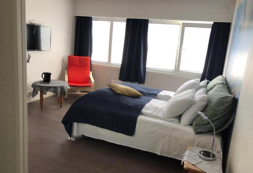 غرفة عائلية, Husnes Sentrum Hotell