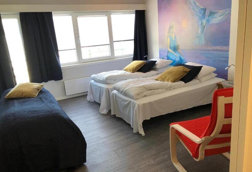 Семейный Номер, Husnes Sentrum Hotell