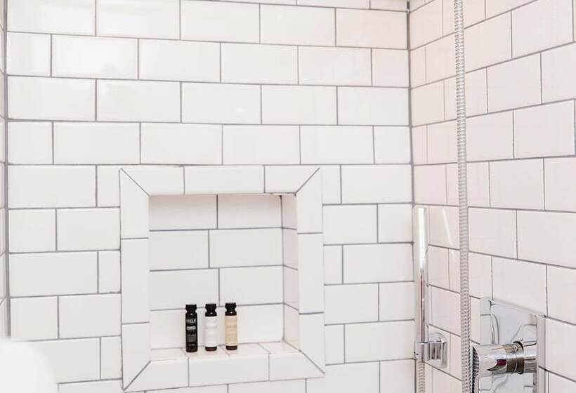 디럭스 스위트, Grand Pine Cabins