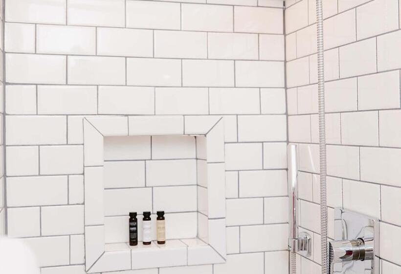 디럭스 코티지, Grand Pine Cabins