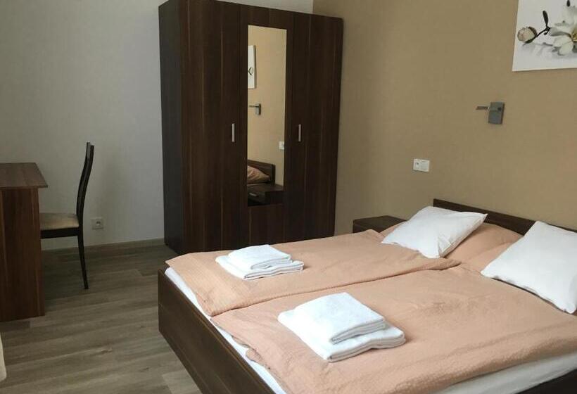 סוויטה, Pension Palla