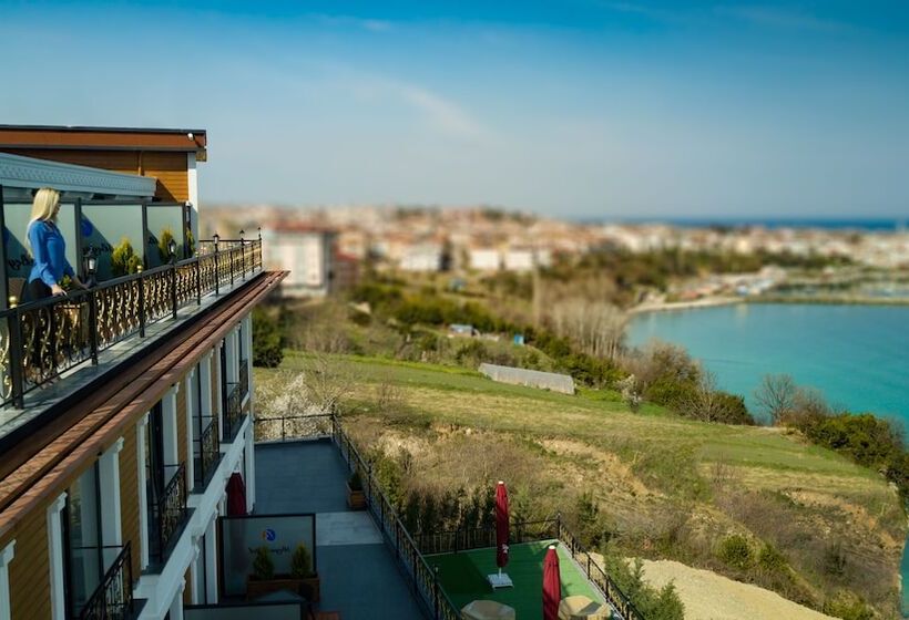 マウンテンビュースタンダードルーム, Beyaz Otel Gerze