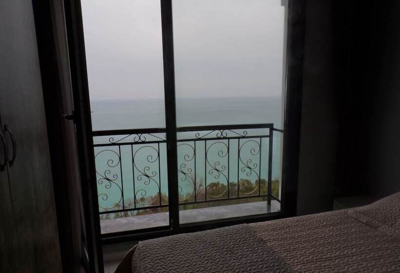 オーシャンビュースタンダードルーム, Beyaz Otel Gerze