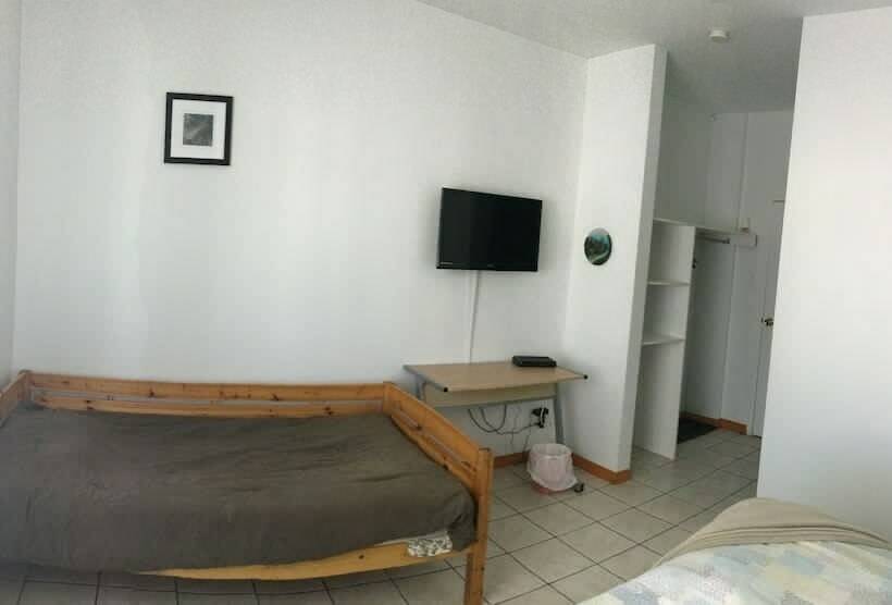 ダブルベッドスタンダードルーム, Auberge Du Lac Tiblemont