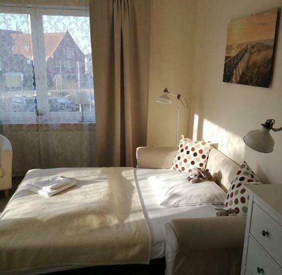 이코노미 룸, Gasthaus Götze