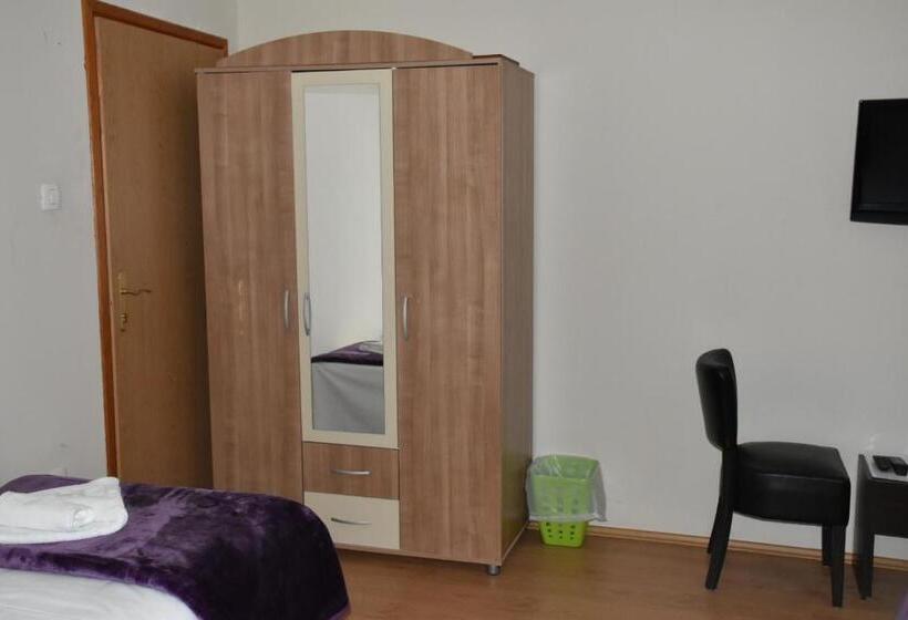 آپارتمان 2 خوابه, Aparthotel Koliba